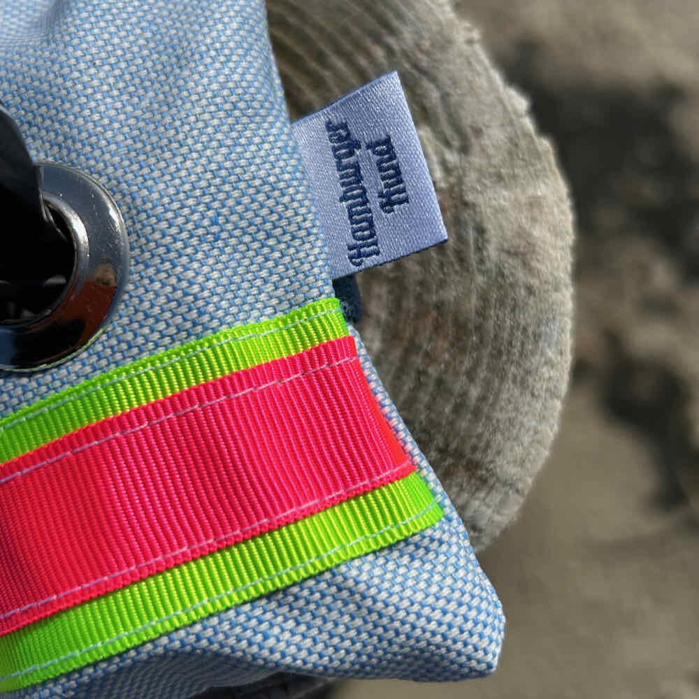 Gassibeutel-Täschchen hellblau mit pink und grün