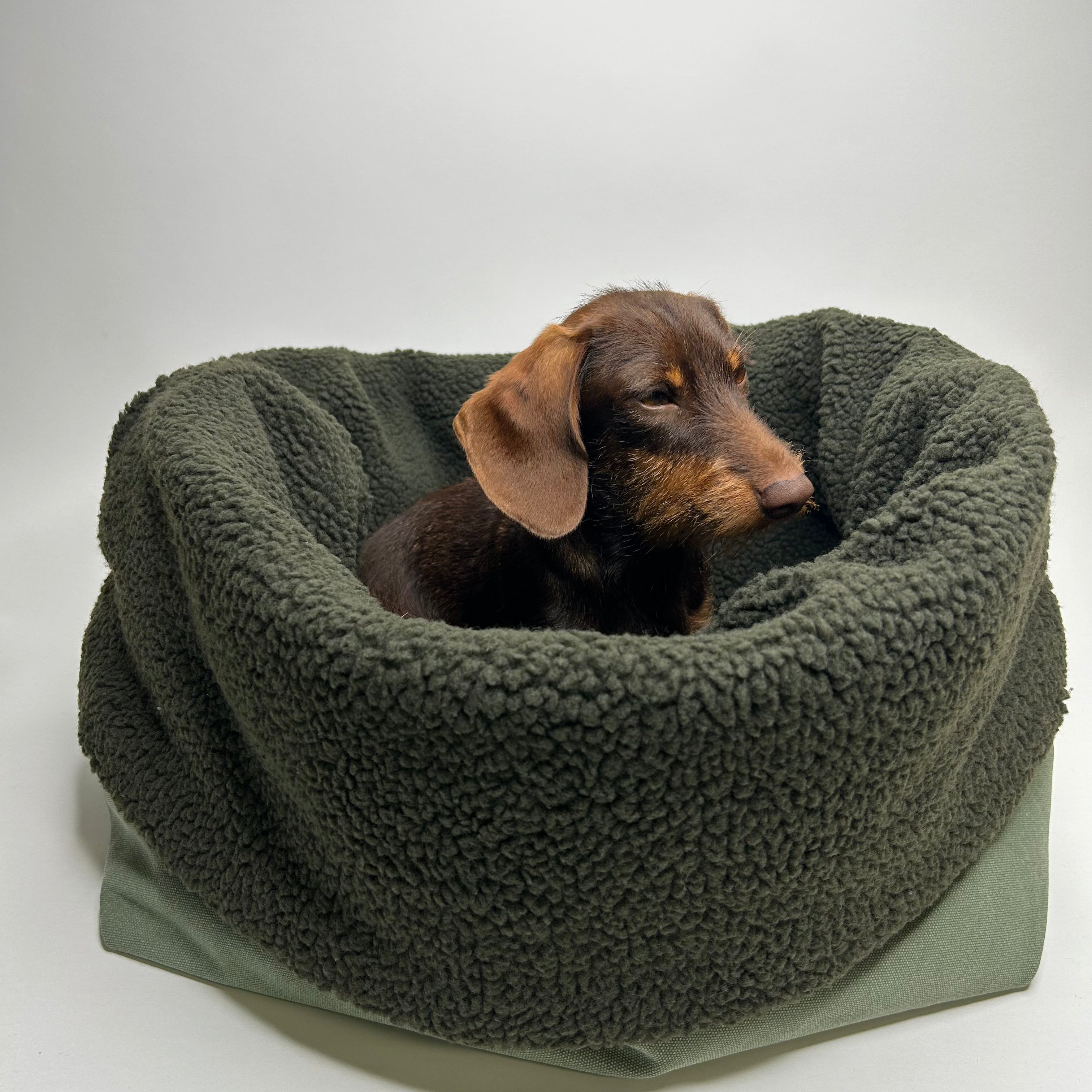 Handgefertigter Kuschelsack für Hunde, Canvas grün