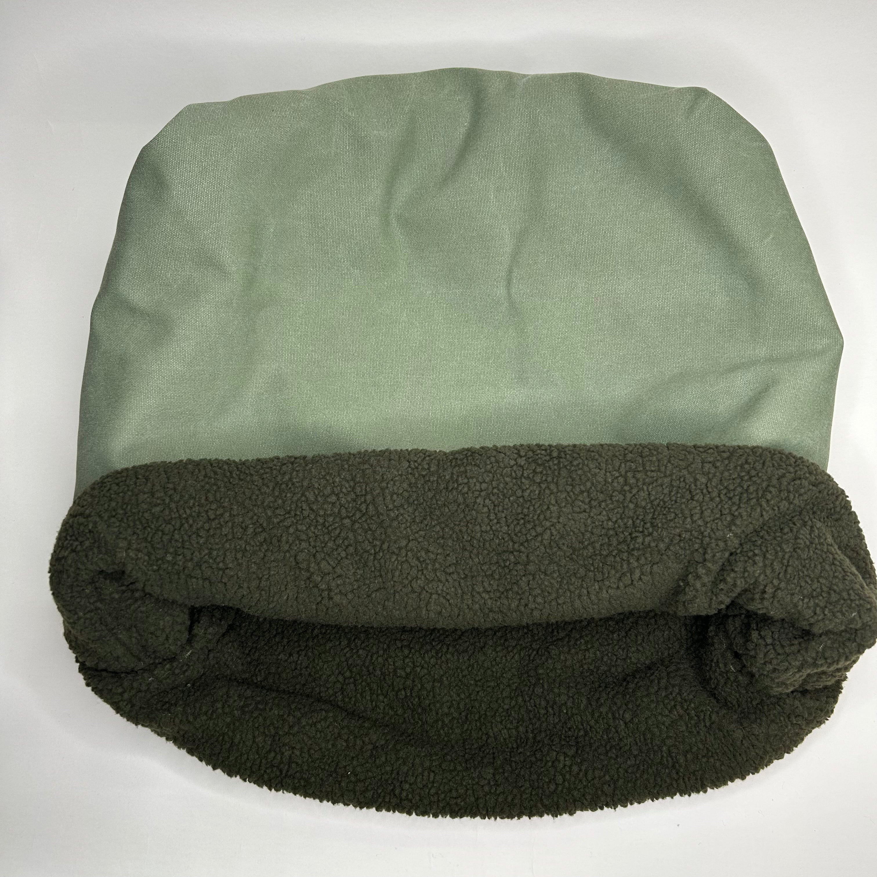 Handgefertigter Kuschelsack für Hunde, Canvas grün