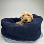 Handgefertigter Kuschelsack für Hunde, jeansblau kariert