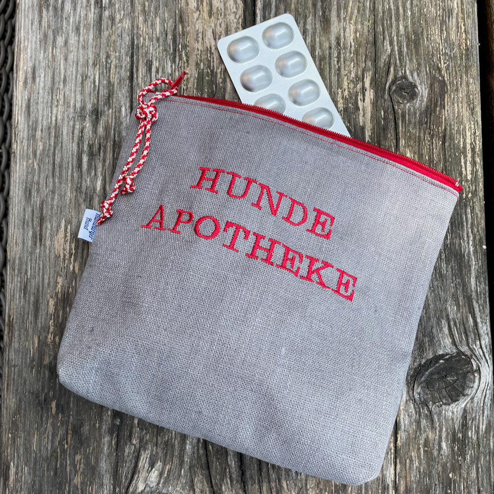 Hundeapotheke - kleine Tasche