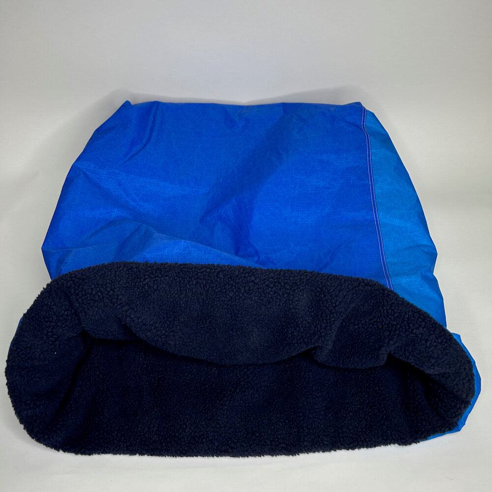 Hunde-Kuschelsack Segel No. 07