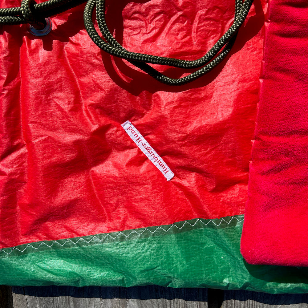 Hunde-Outdoordecke "Segel No. 9“ - zum Zusammenrollen
