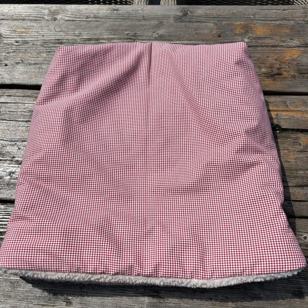 Hattie´s Kuschelsack - Welpenkuschelsack vichy-rot