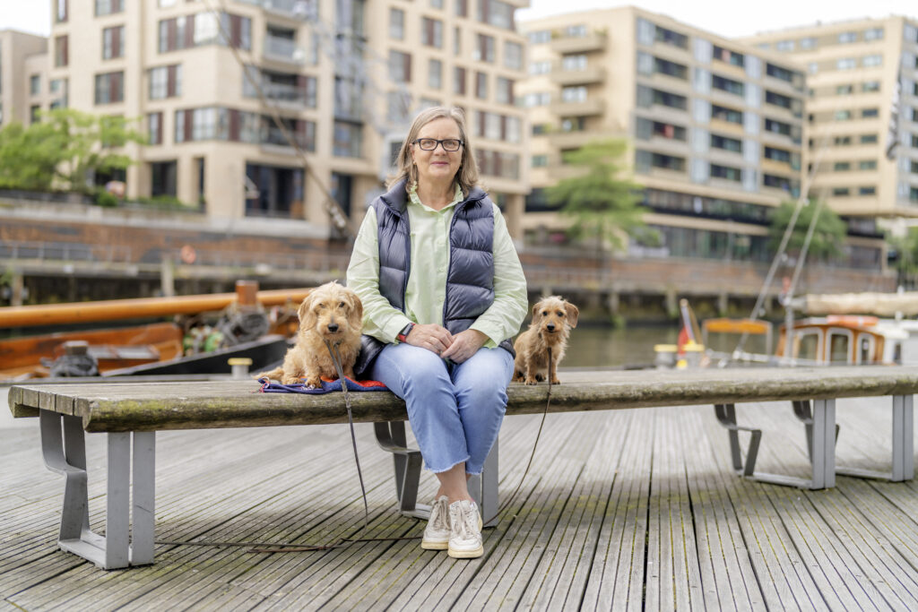 Gesine Neve - Hamburger Hund