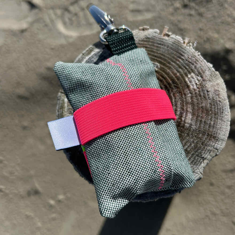 Gassibeutel-Täschchen grün mit neon pink und grün – Bild 2